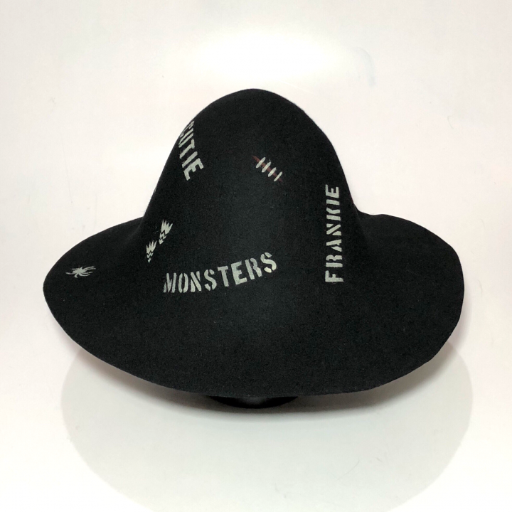 MONSTERS – HAT / BLKの商品画像１